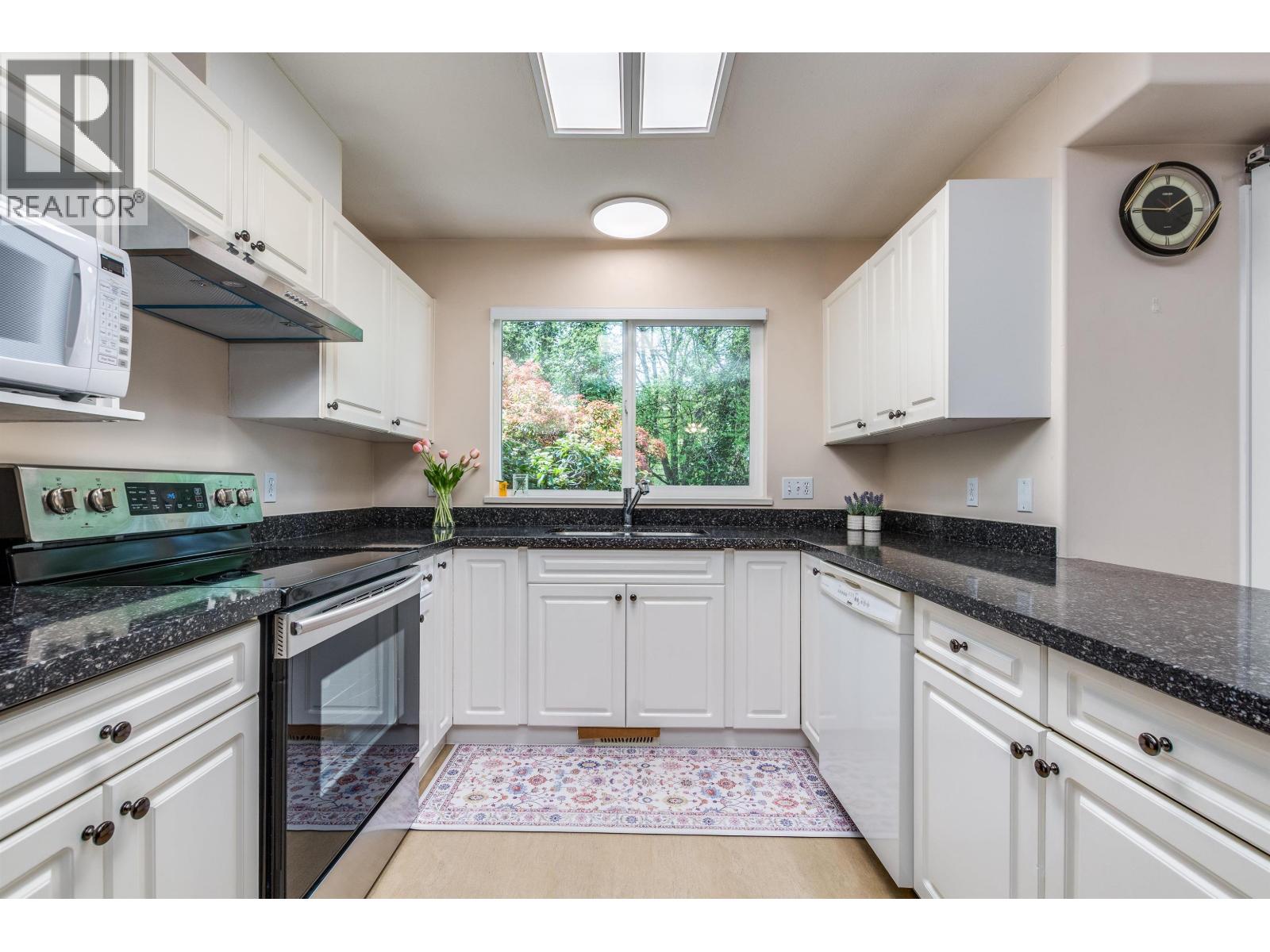 A19 3075 Skeena Street, Port Coquitlam, British Columbia  V3B 7T4 - Photo 3 - R3116653