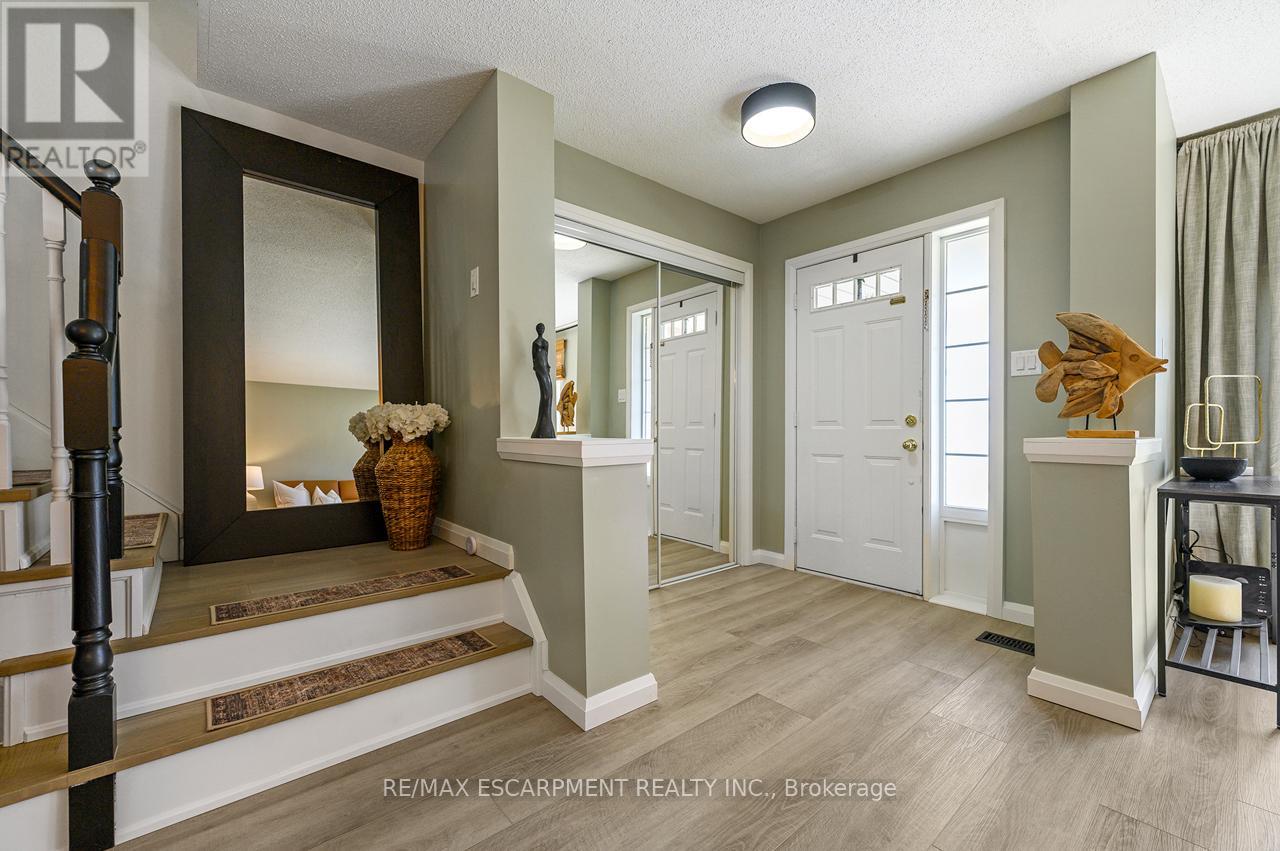 100 Manley Lane, Milton, Ontario  L9T 5N9 - Photo 2 - W13053500