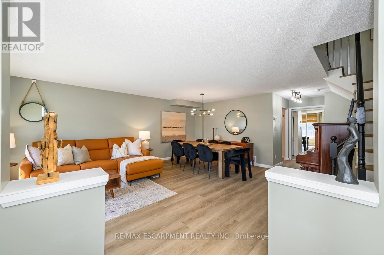 100 Manley Lane, Milton, Ontario  L9T 5N9 - Photo 3 - W13053500