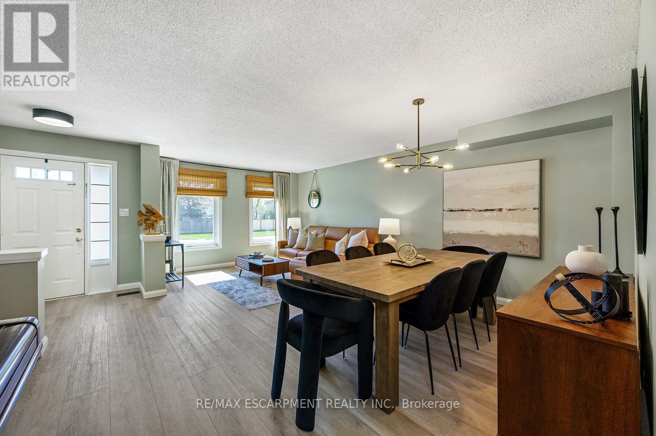 100 Manley Lane, Milton, Ontario  L9T 5N9 - Photo 4 - W13053500