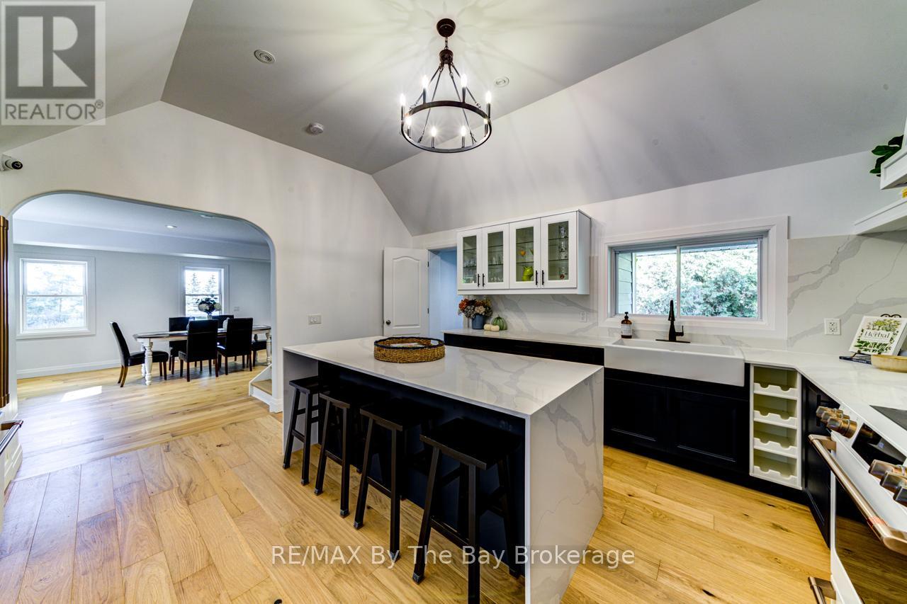 7881 Poplar Side Road, Clearview, Ontario  L9Y 5N4 - Photo 14 - S12896858