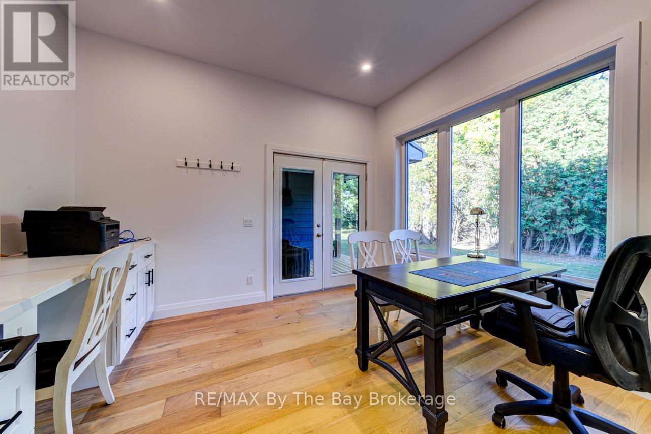 7881 Poplar Side Road, Clearview, Ontario  L9Y 5N4 - Photo 13 - S12896858