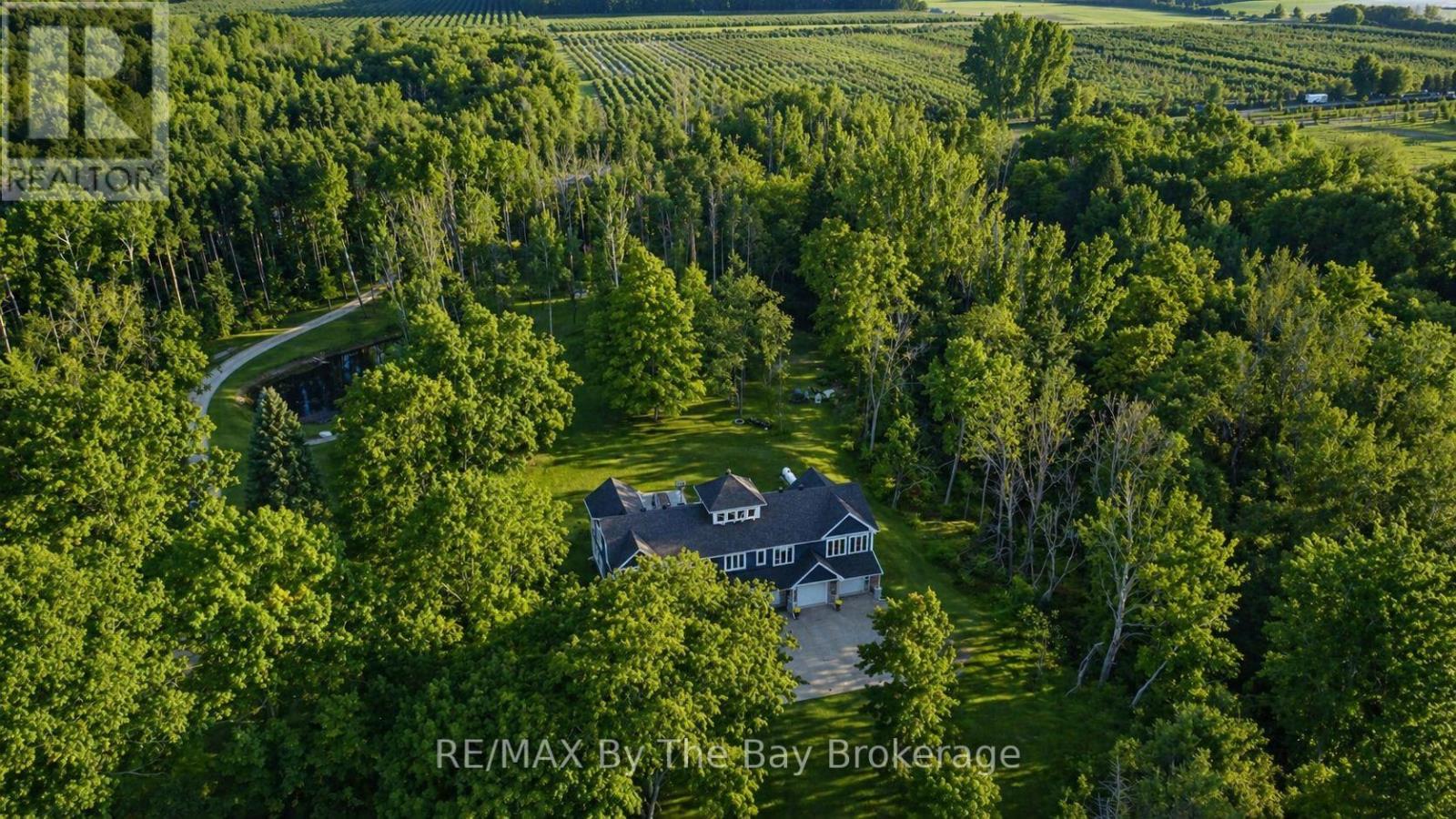 7881 Poplar Side Road, Clearview, Ontario  L9Y 5N4 - Photo 2 - S12896858