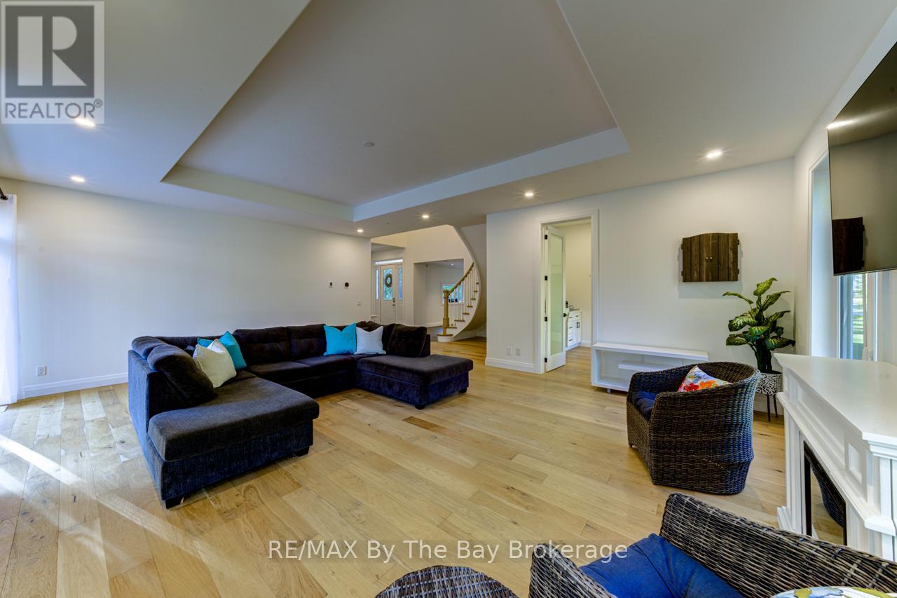 7881 Poplar Side Road, Clearview, Ontario  L9Y 5N4 - Photo 11 - S12896858