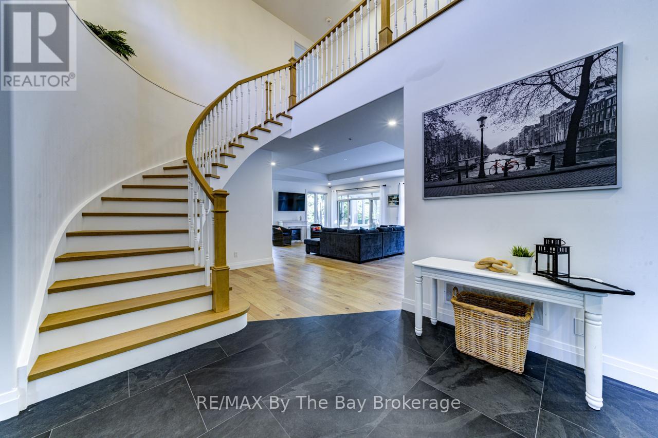 7881 Poplar Side Road, Clearview, Ontario  L9Y 5N4 - Photo 9 - S12896858