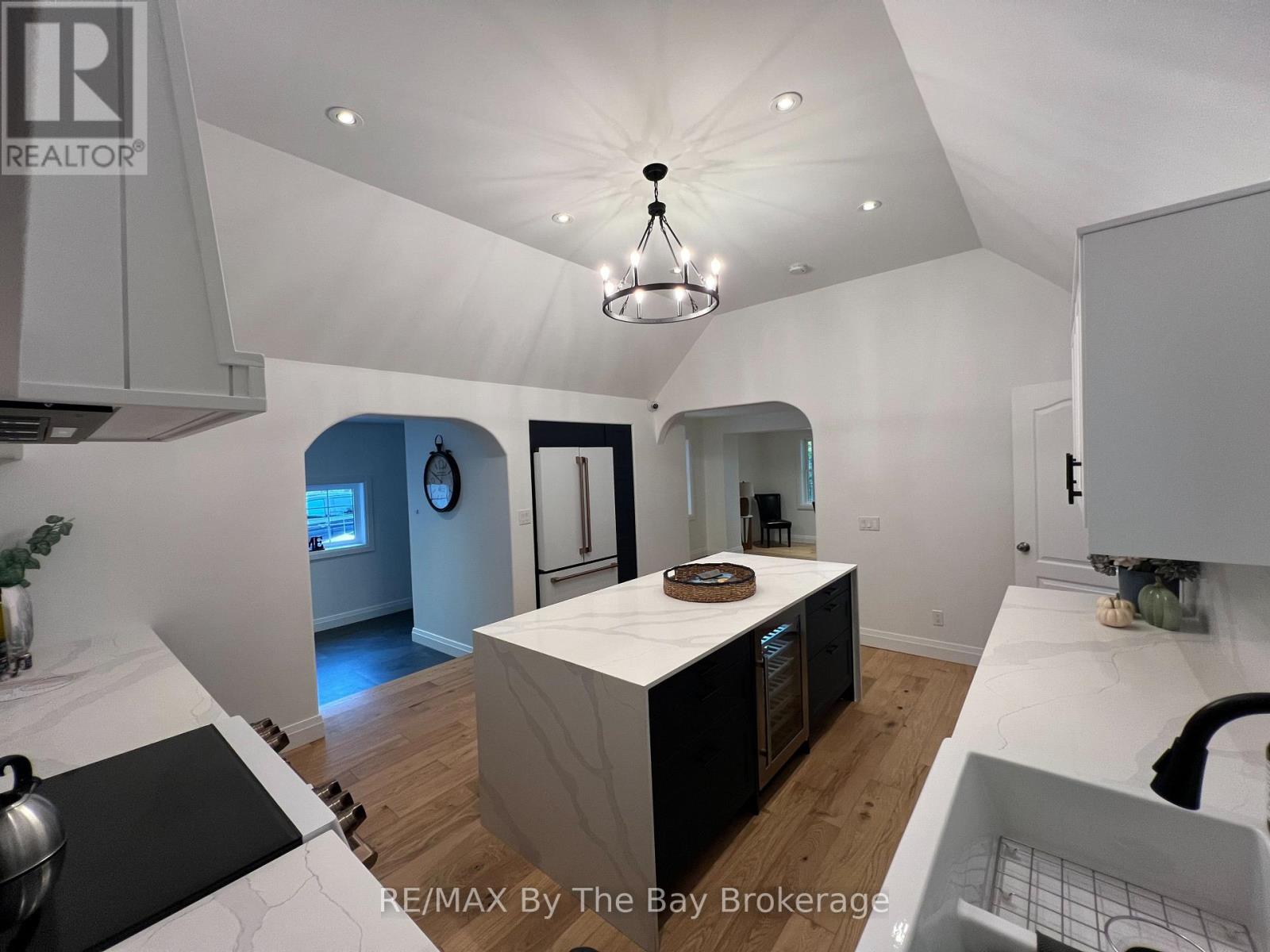 7881 Poplar Side Road, Clearview, Ontario  L9Y 5N4 - Photo 17 - S12896858