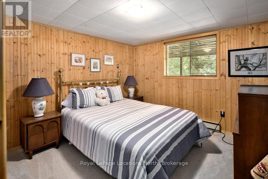 112 Cameron Street, Blue Mountains, Ontario  N0H 2P0 - Photo 13 - X12415157