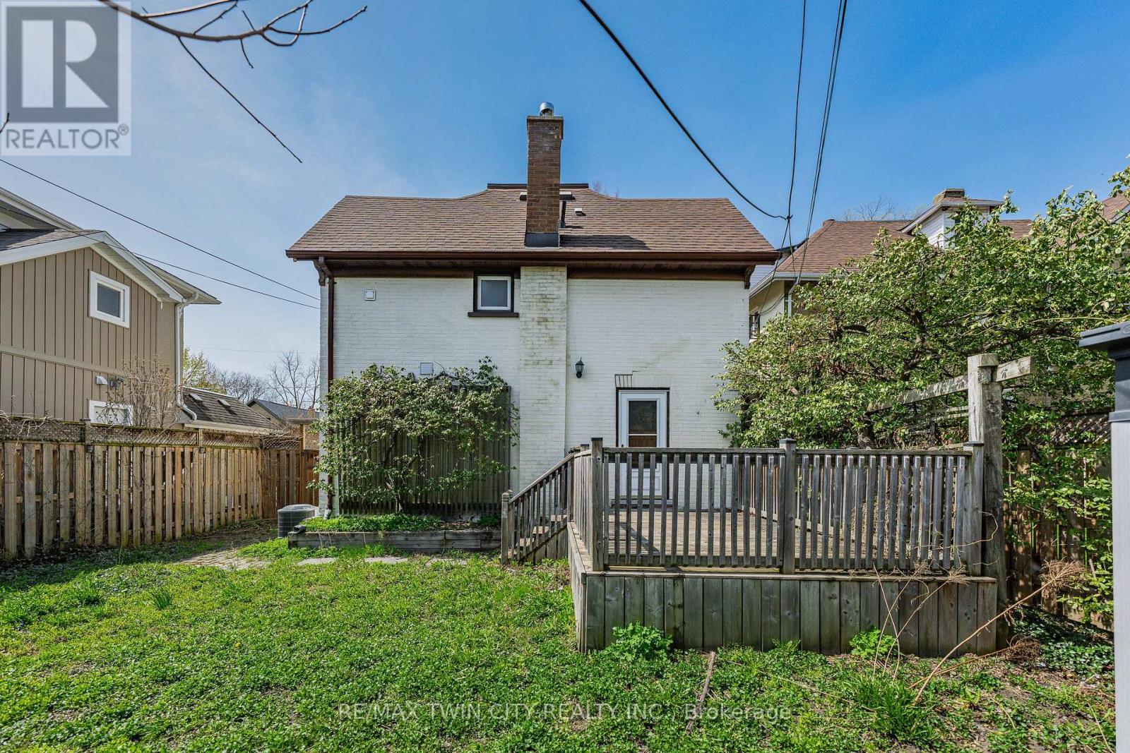 11 Heins Avenue, Kitchener, Ontario  N2G 1Z7 - Photo 38 - X13053506