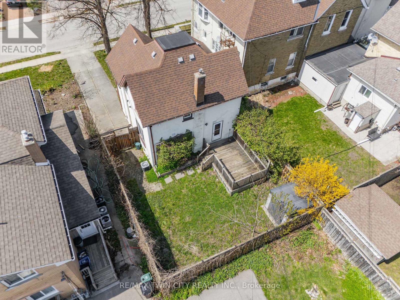 11 Heins Avenue, Kitchener, Ontario  N2G 1Z7 - Photo 40 - X13053506