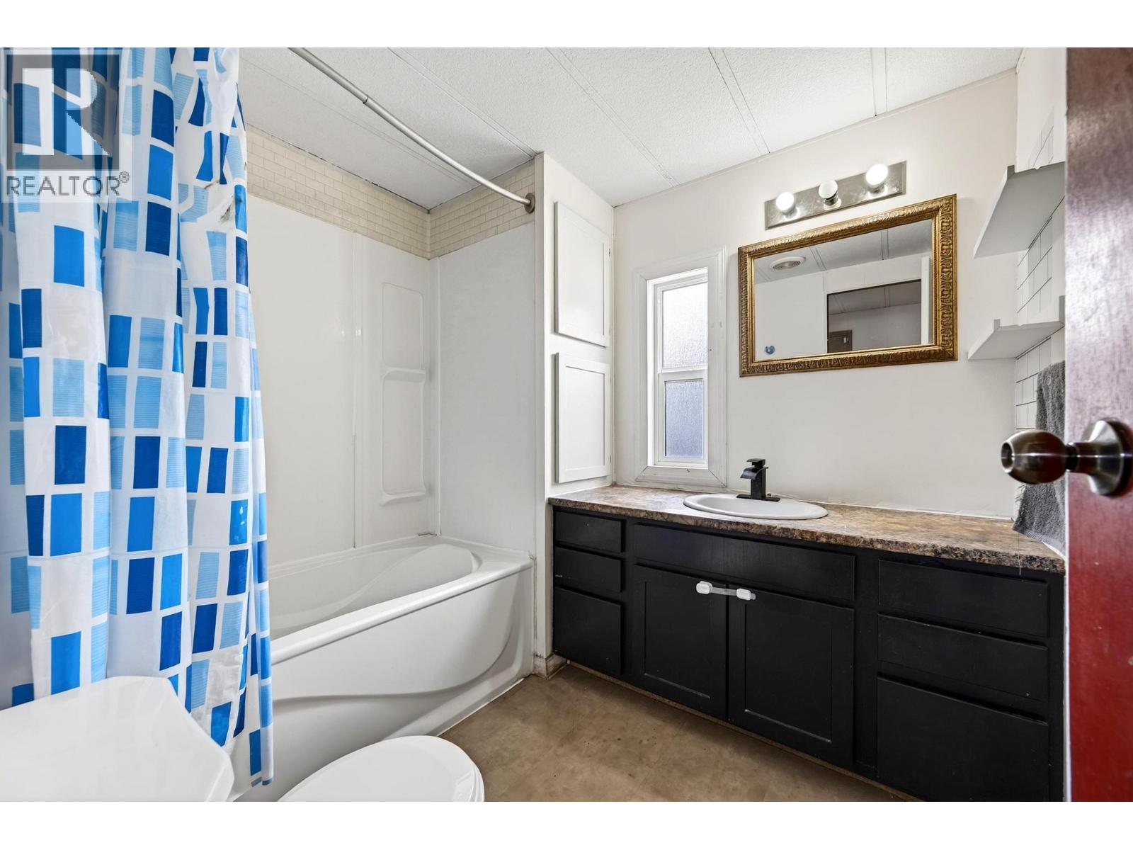 1055 King Crescent, Golden, British Columbia  V0H 1H0 - Photo 16 - 10384870