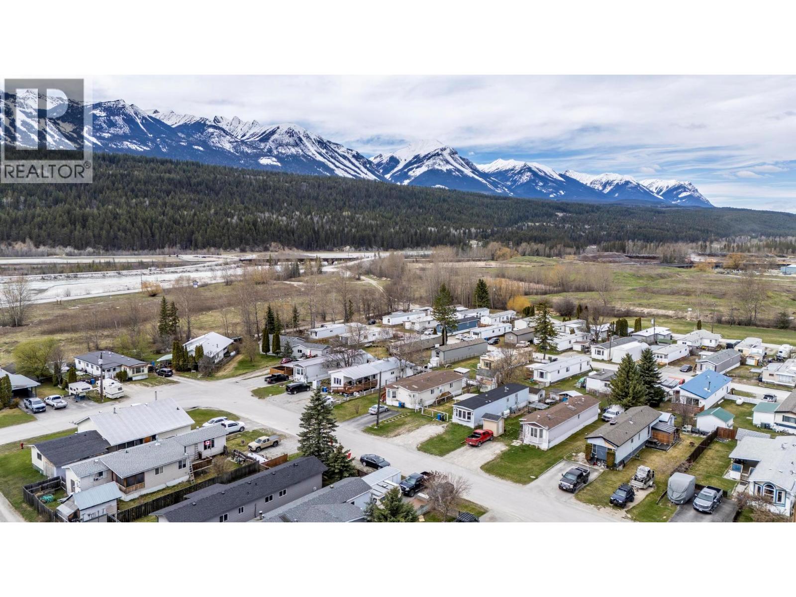 1055 King Crescent, Golden, British Columbia  V0H 1H0 - Photo 22 - 10384870