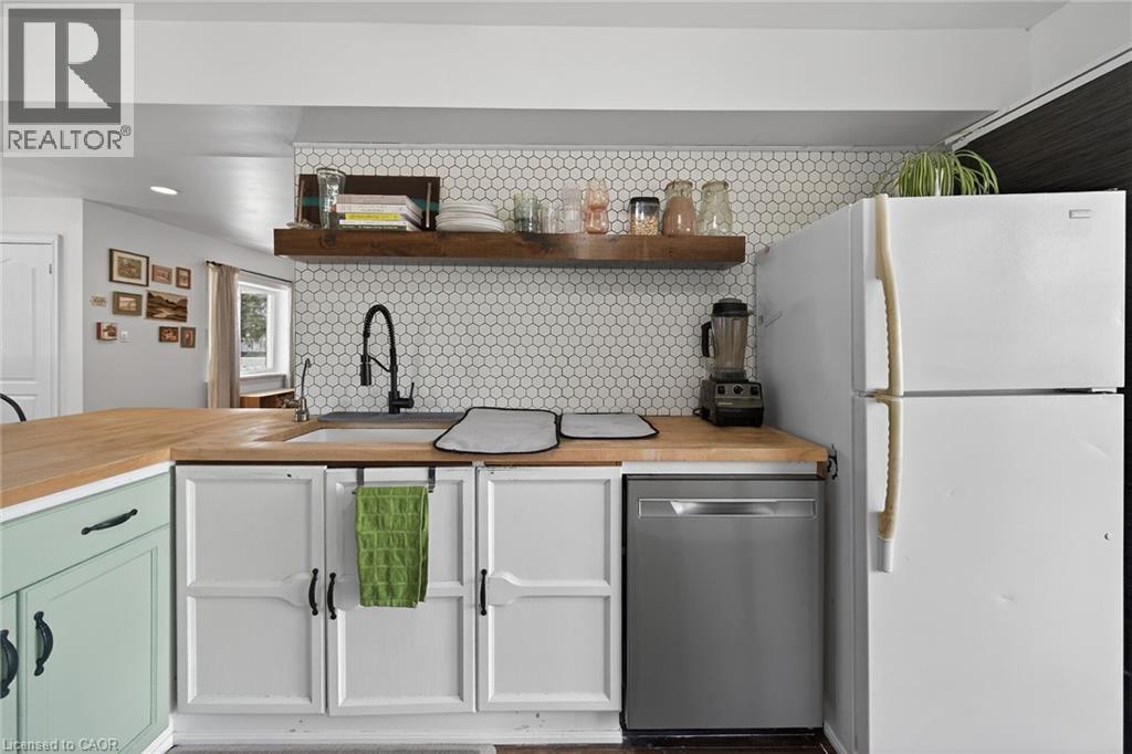 23 Erie Avenue N, Fisherville, Ontario  N0A 1G0 - Photo 18 - 40824906