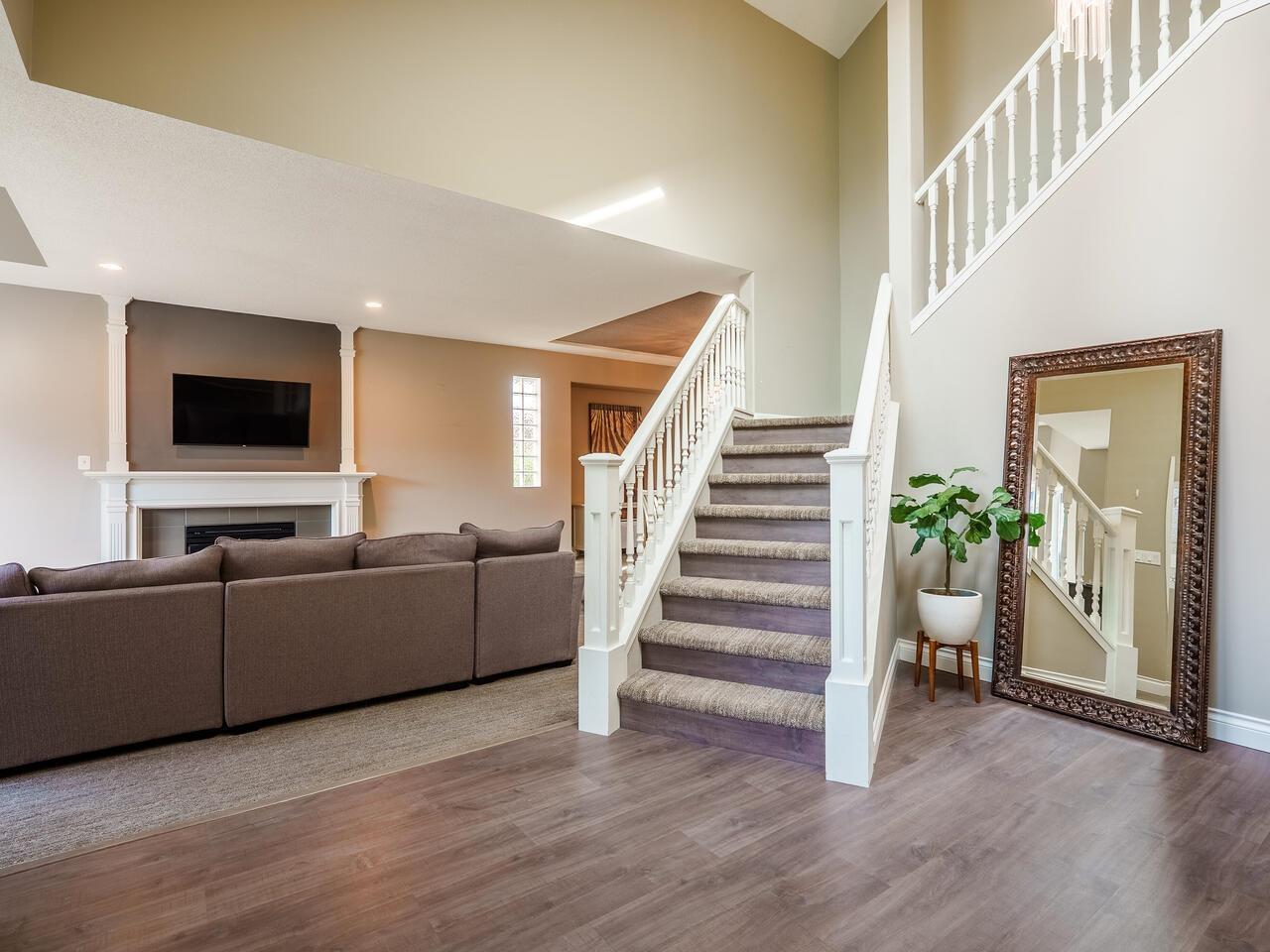 20977 44 Avenue, Langley, British Columbia  V3A 5A9 - Photo 2 - R3074523