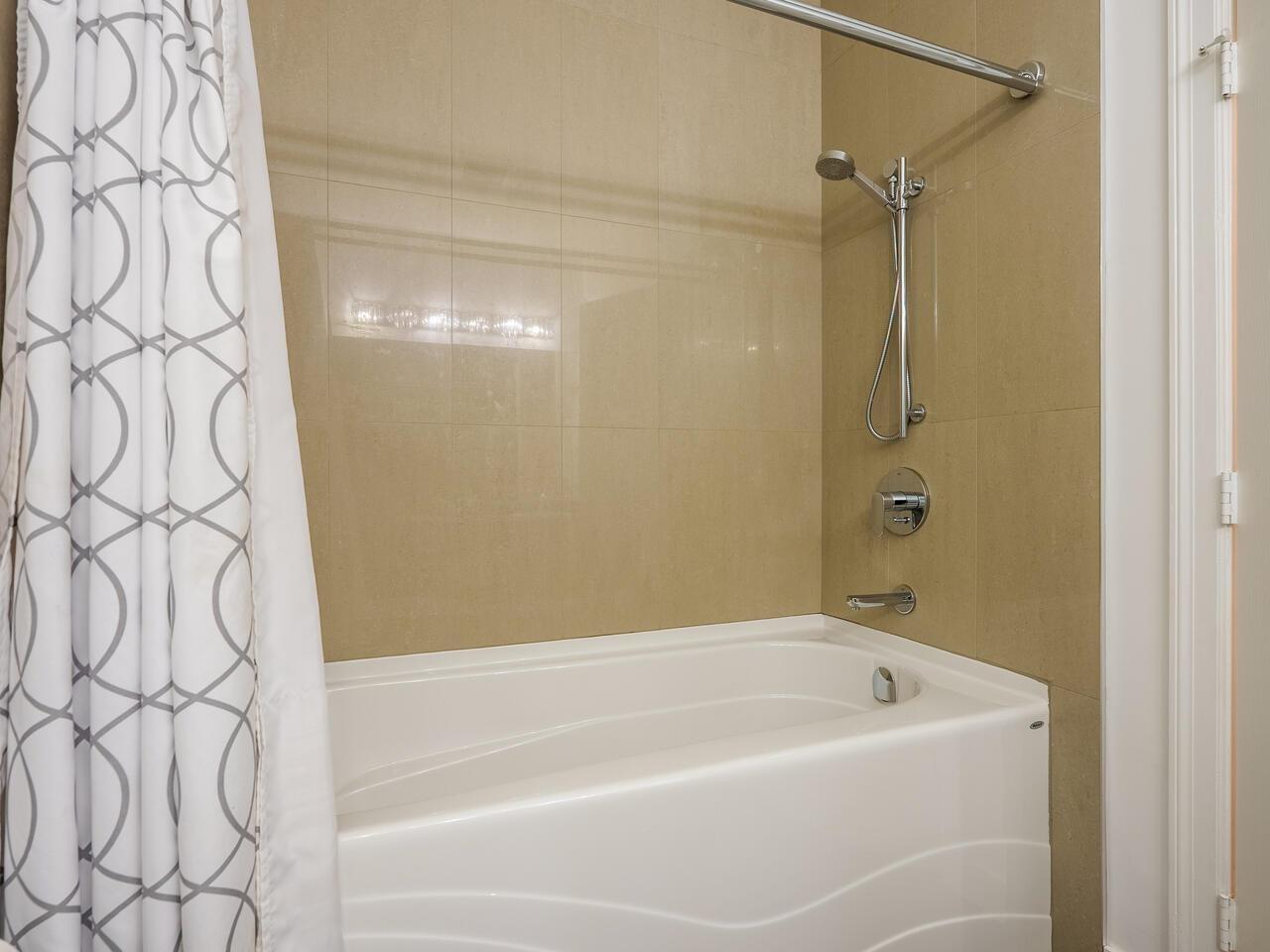 20977 44 Avenue, Langley, British Columbia  V3A 5A9 - Photo 24 - R3074523