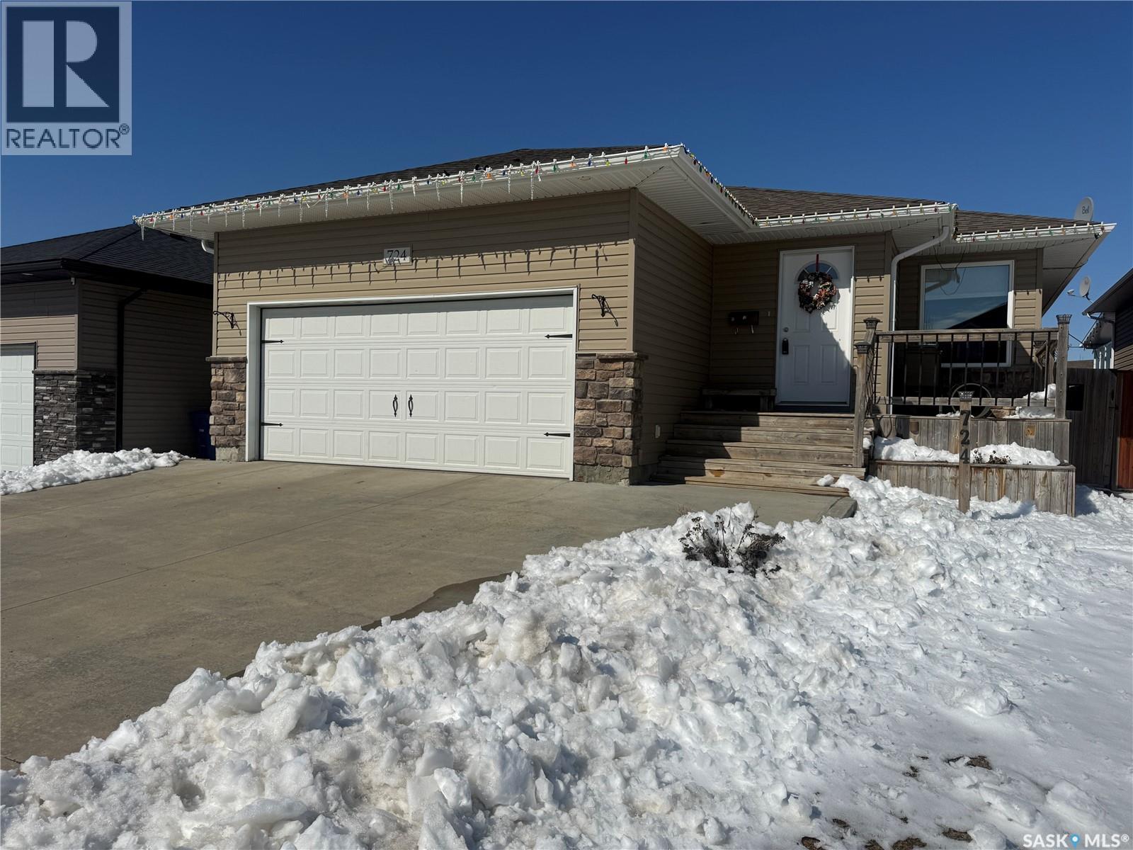 724 Quessy Drive, Martensville, Saskatchewan  S0K 0A2 - Photo 2 - SK033993