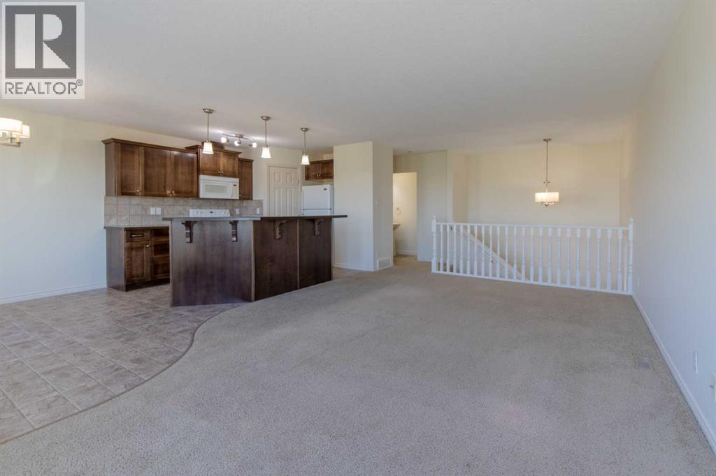 3(C), 4406 Lake Drive, Coalhurst, Alberta  T0L 0V2 - Photo 11 - A2305696