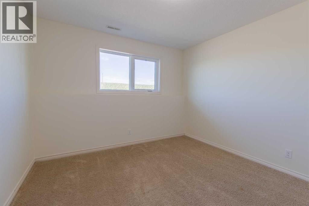 3(C), 4406 Lake Drive, Coalhurst, Alberta  T0L 0V2 - Photo 31 - A2305696