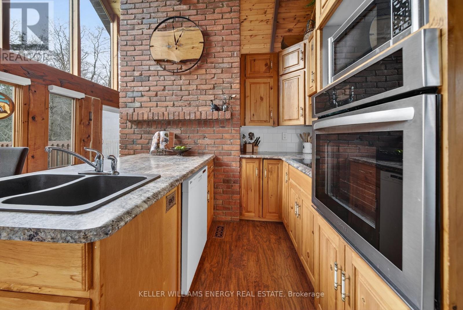 20091 Loyalist Parkway, Prince Edward County, Ontario  K0K 1T0 - Photo 14 - X13053726