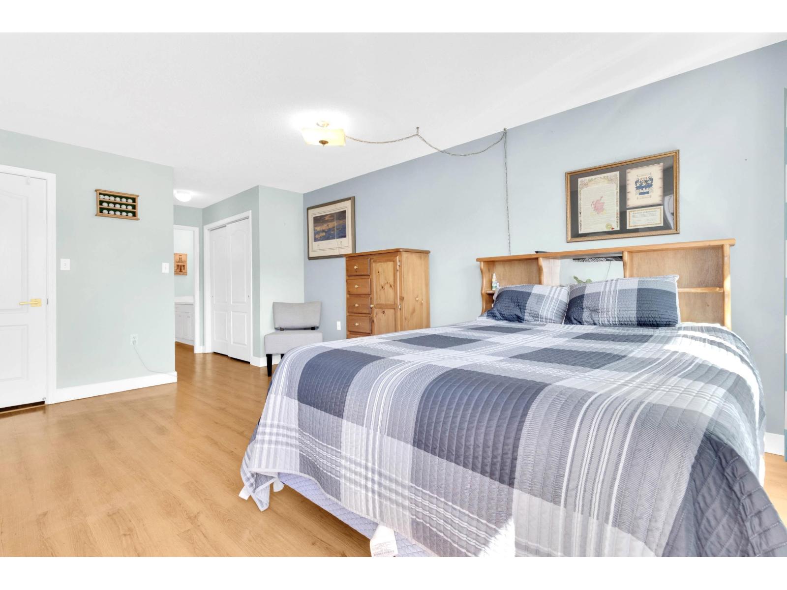 302 17740 58a Avenue, Surrey, British Columbia  V3S 8M5 - Photo 10 - R3115879