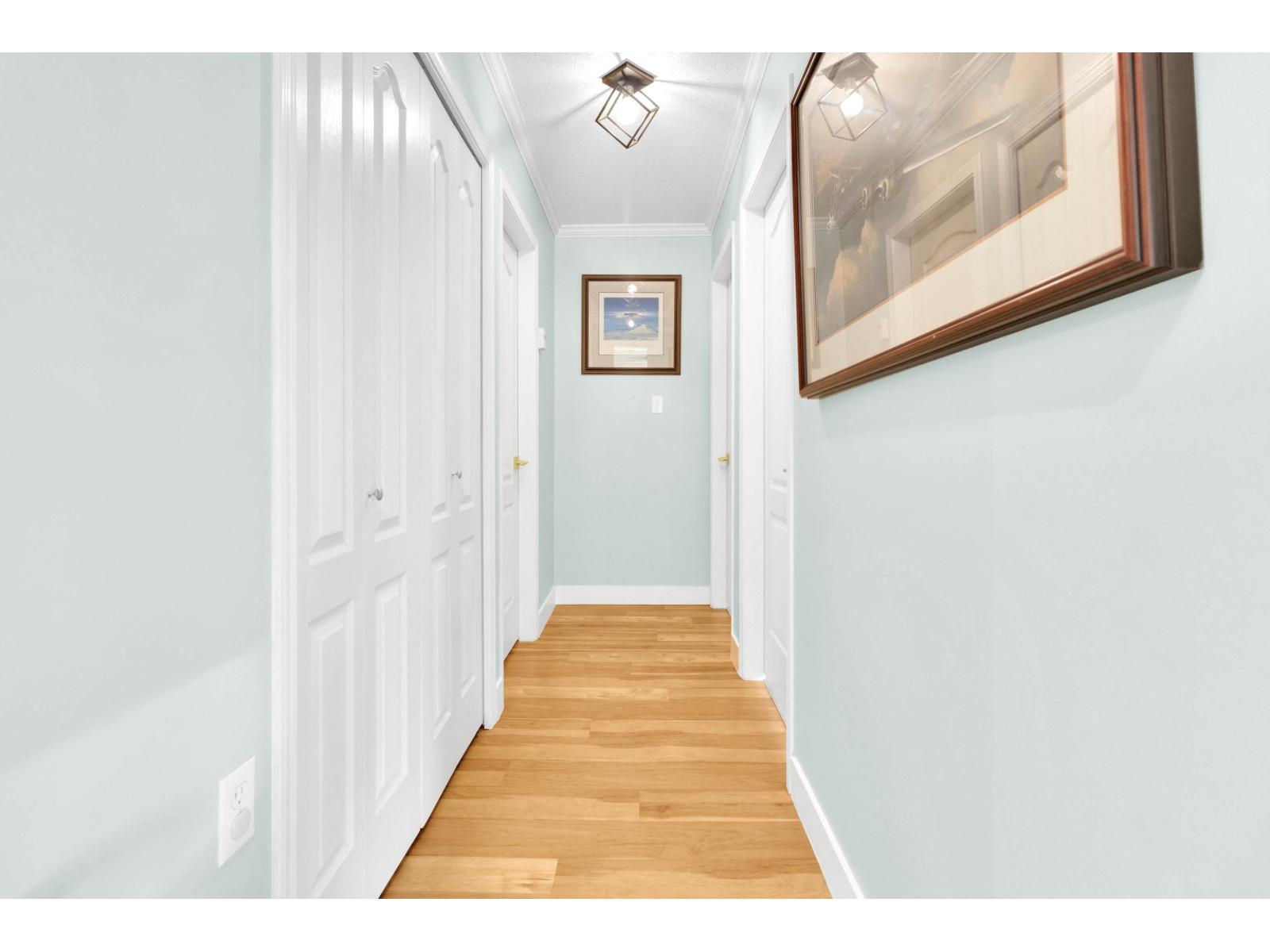 302 17740 58a Avenue, Surrey, British Columbia  V3S 8M5 - Photo 9 - R3115879