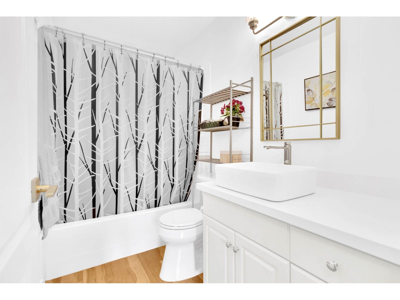 302 17740 58a Avenue, Surrey, British Columbia  V3S 8M5 - Photo 16 - R3115879