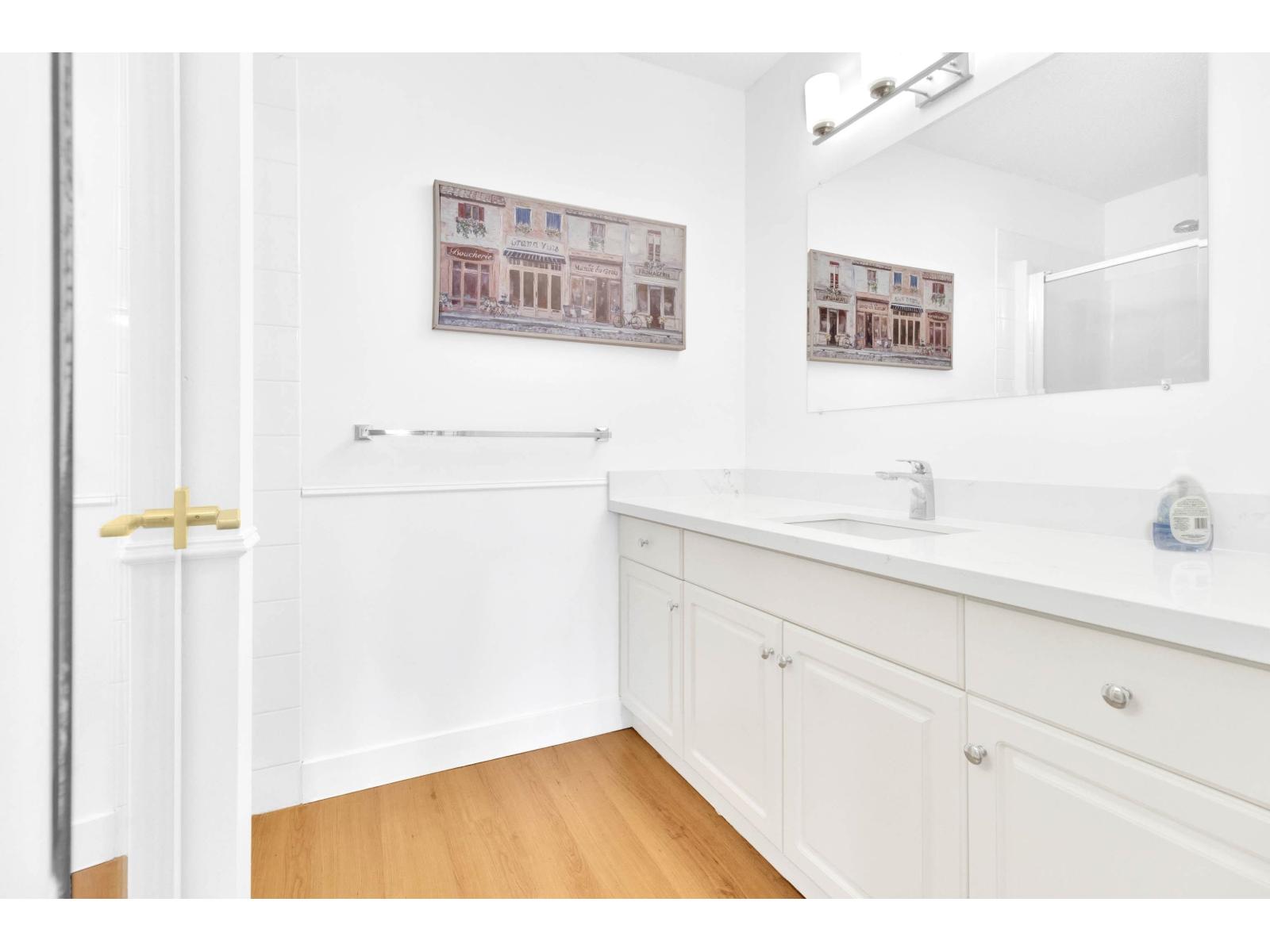 302 17740 58a Avenue, Surrey, British Columbia  V3S 8M5 - Photo 11 - R3115879