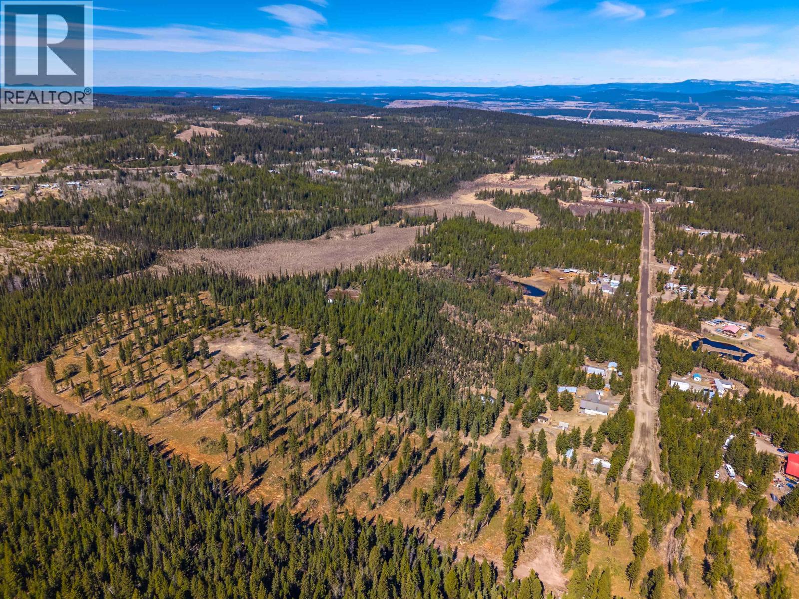 6784 Barnett Road, 100 Mile House, British Columbia  V0K 2E2 - Photo 5 - R3113029