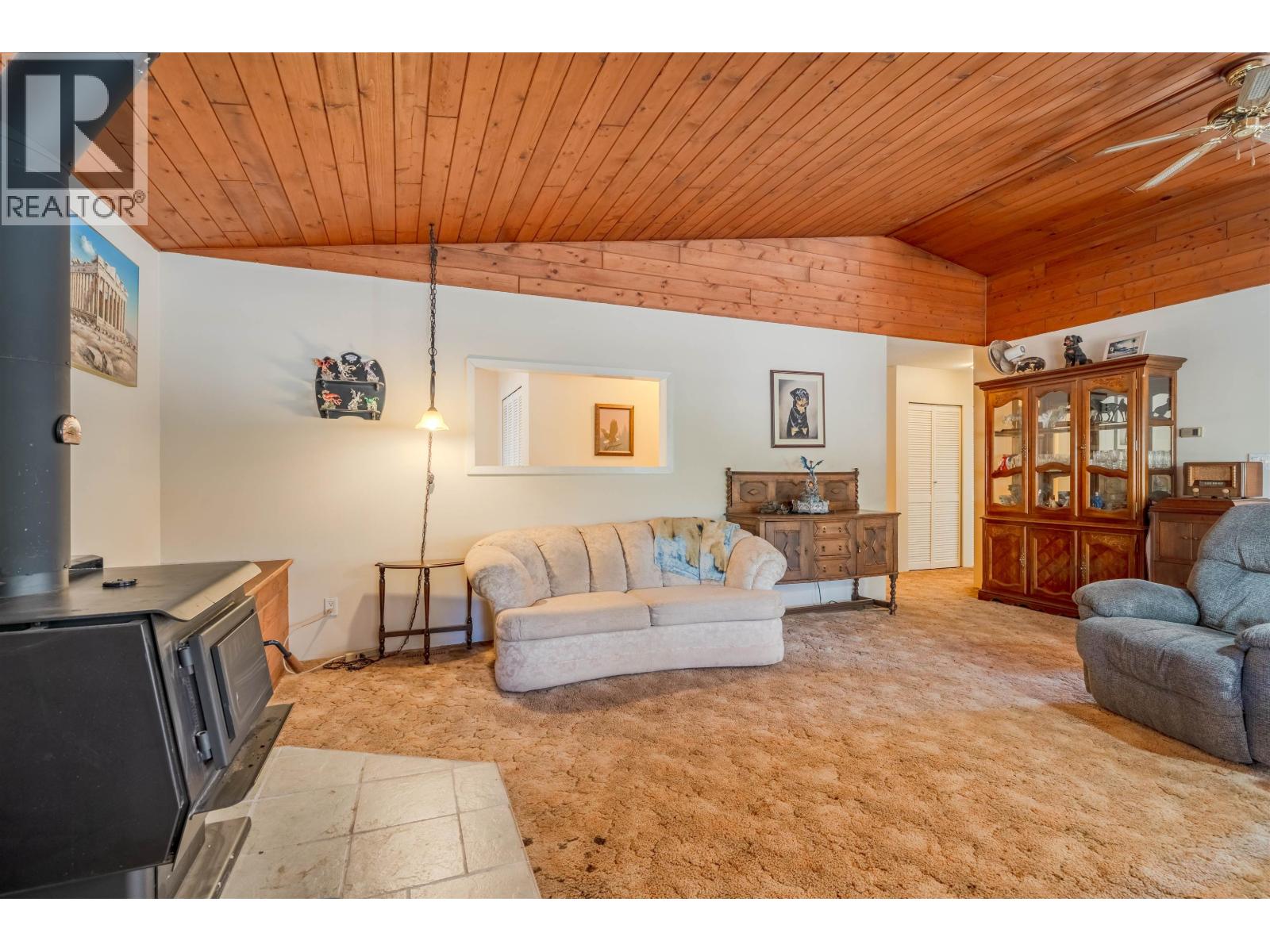 6784 Barnett Road, 100 Mile House, British Columbia  V0K 2E2 - Photo 8 - R3113029