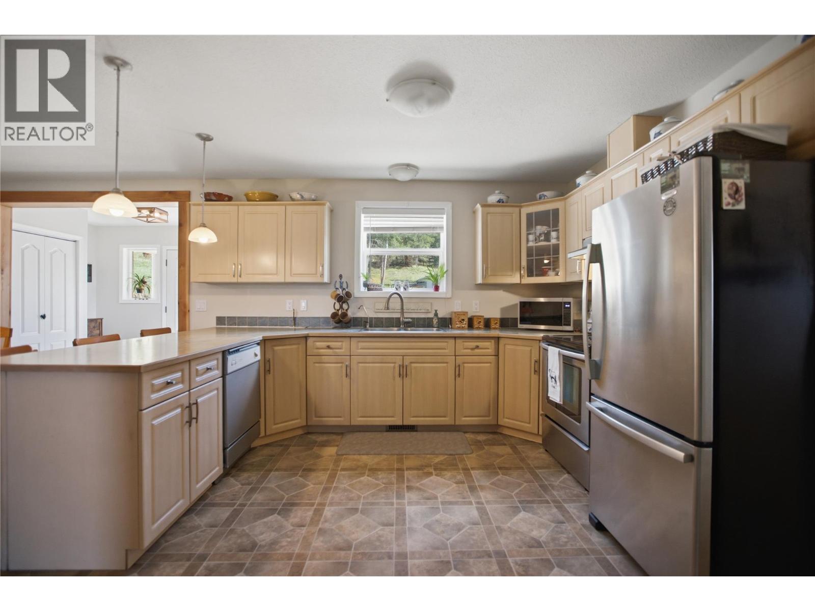 4205 Kristianson Road, Monte Lake, British Columbia  V0E 2N0 - Photo 31 - 10384973