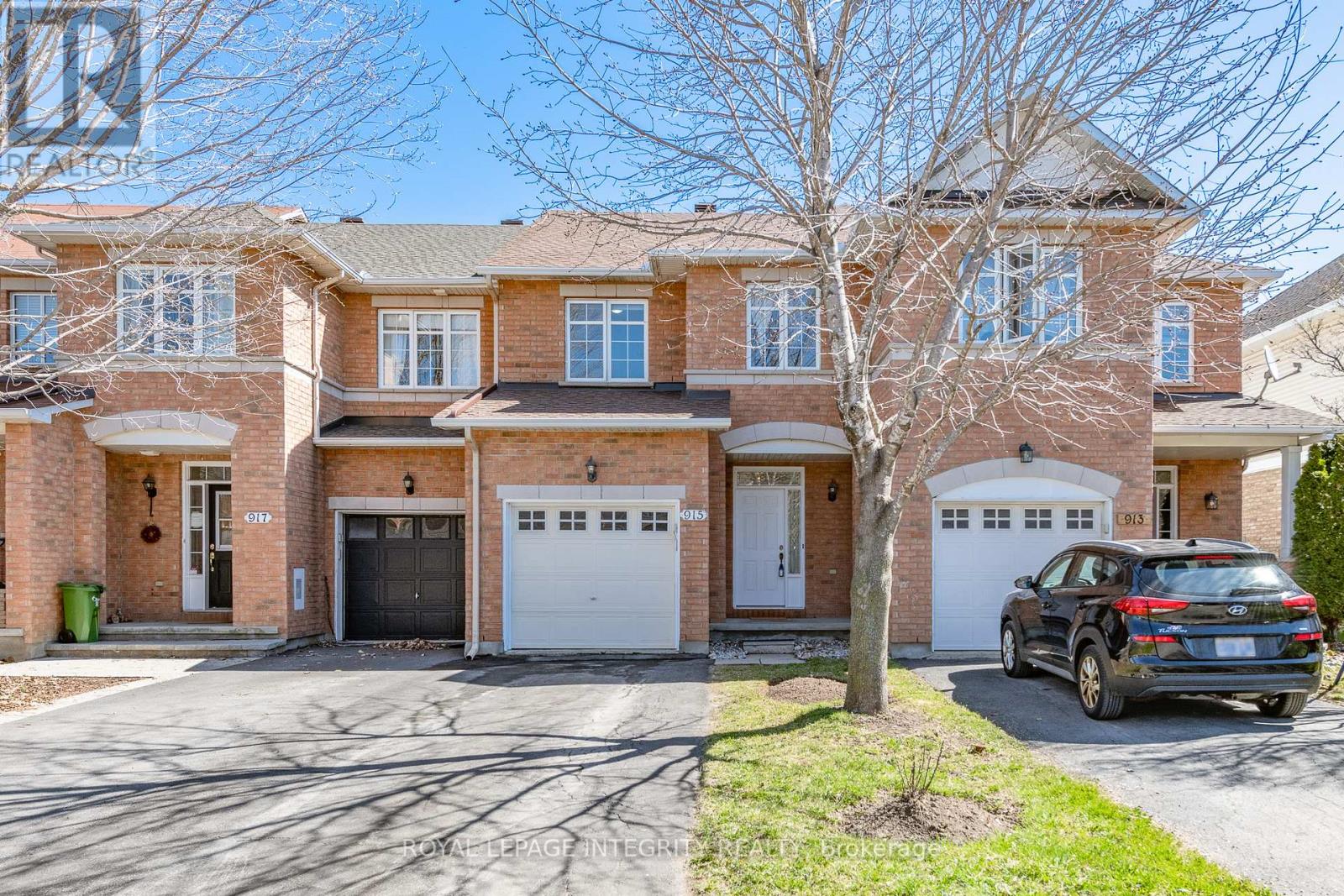 915 SCHOONER CRESCENT, Ottawa, Ontario