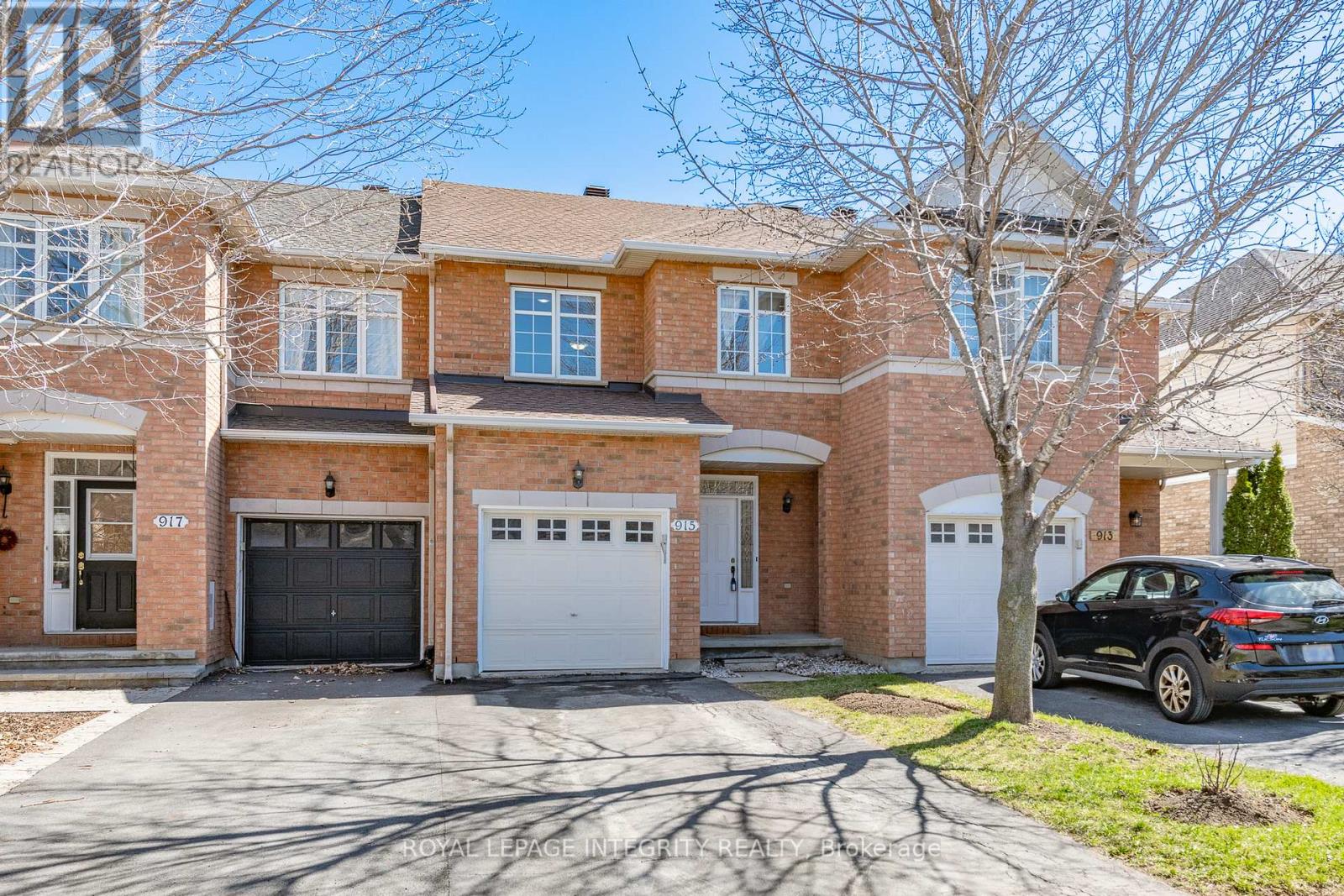 915 Schooner Crescent, Ottawa, Ontario  K1V 1Y3 - Photo 2 - X13053678