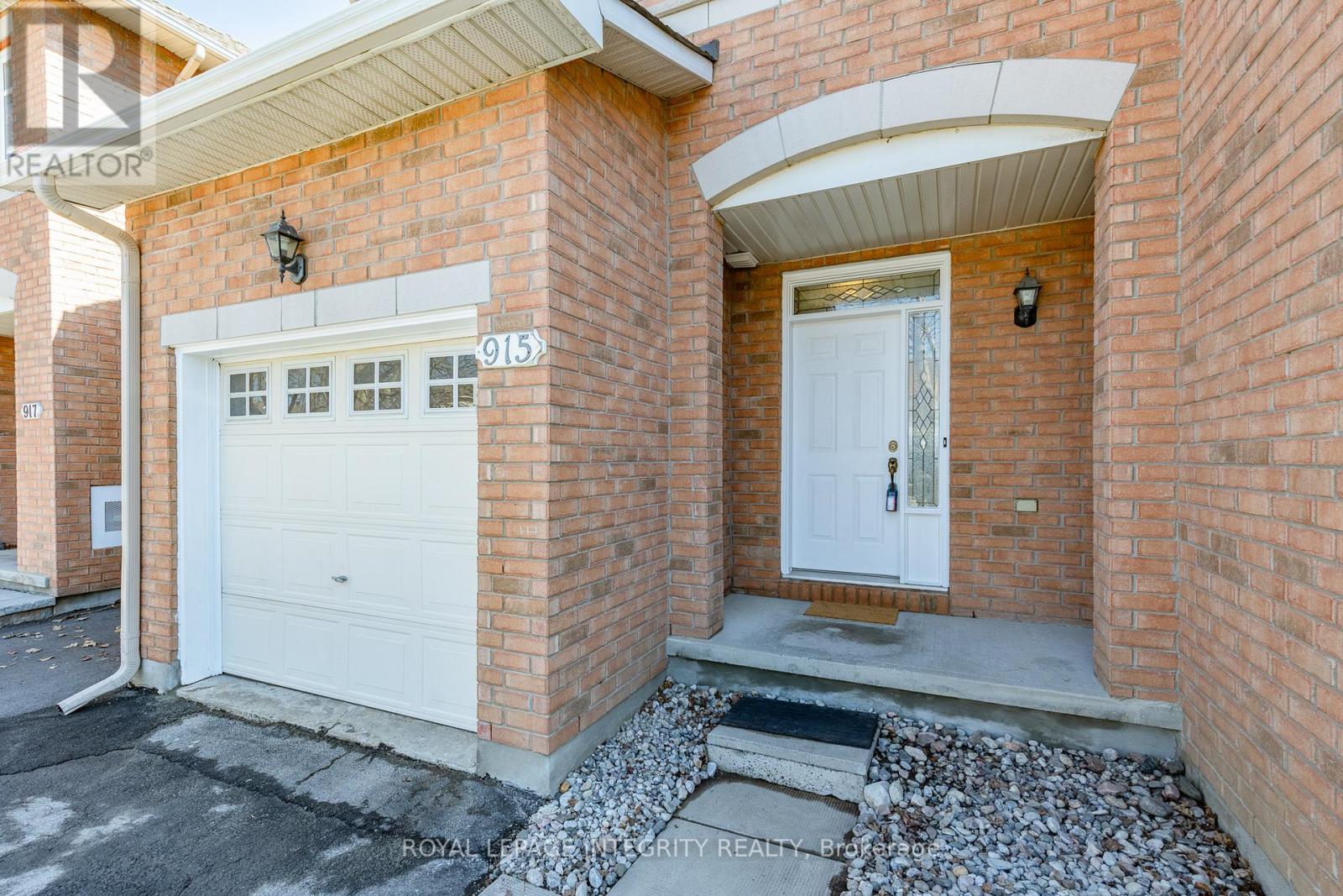 915 Schooner Crescent, Ottawa, Ontario  K1V 1Y3 - Photo 3 - X13053678