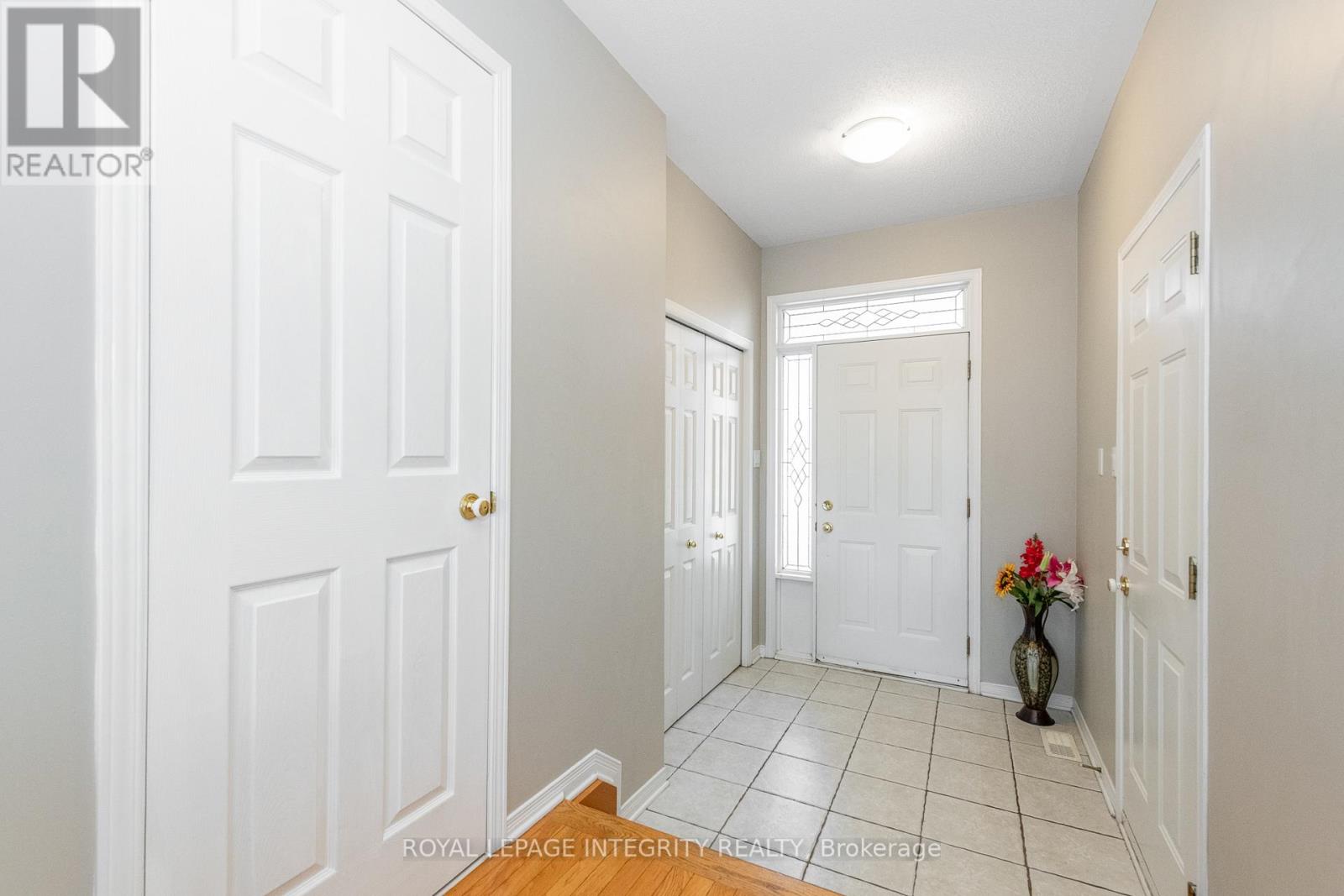 915 Schooner Crescent, Ottawa, Ontario  K1V 1Y3 - Photo 5 - X13053678