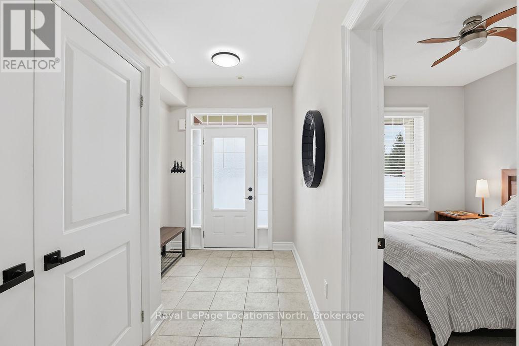 95 Wally Drive, Wasaga Beach, Ontario  L9Z 0G5 - Photo 2 - S12854436