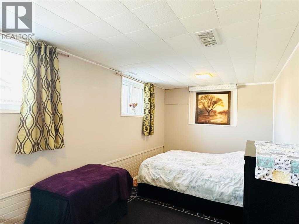 15 Pinecliff Close Ne, Calgary, Alberta  T1Y 4N3 - Photo 35 - A2304632