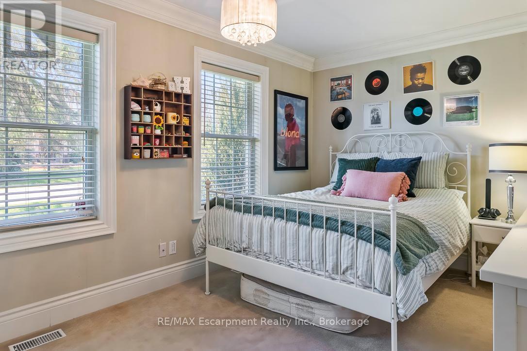 429 Smith Lane, Oakville, Ontario  L6L 4X1 - Photo 19 - W13053882