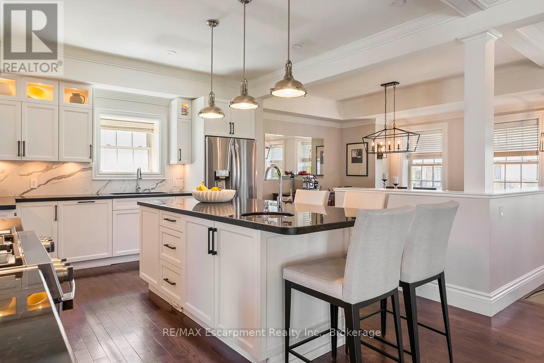 429 Smith Lane, Oakville, Ontario  L6L 4X1 - Photo 7 - W13053882