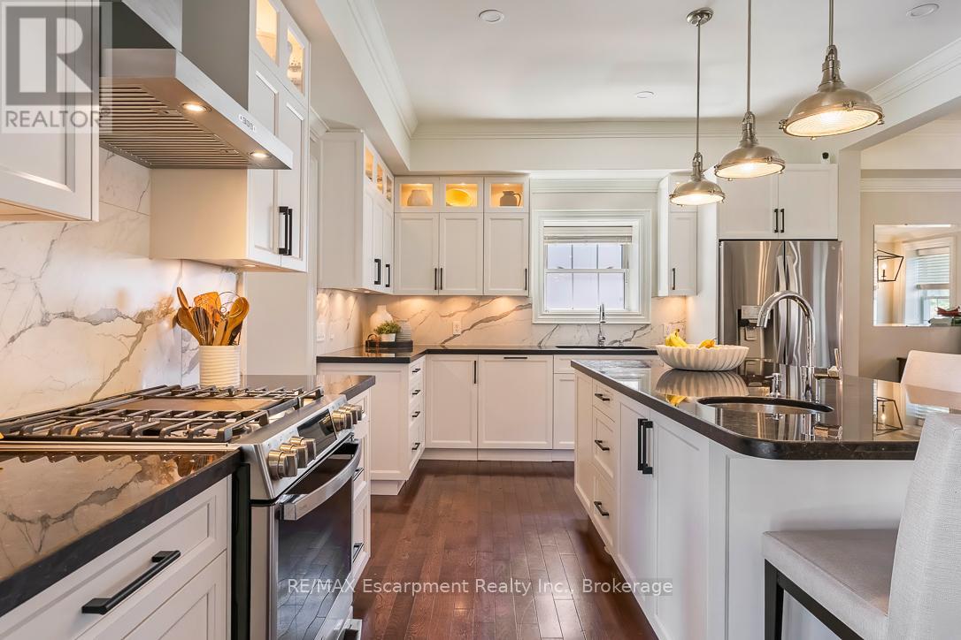 429 Smith Lane, Oakville, Ontario  L6L 4X1 - Photo 8 - W13053882