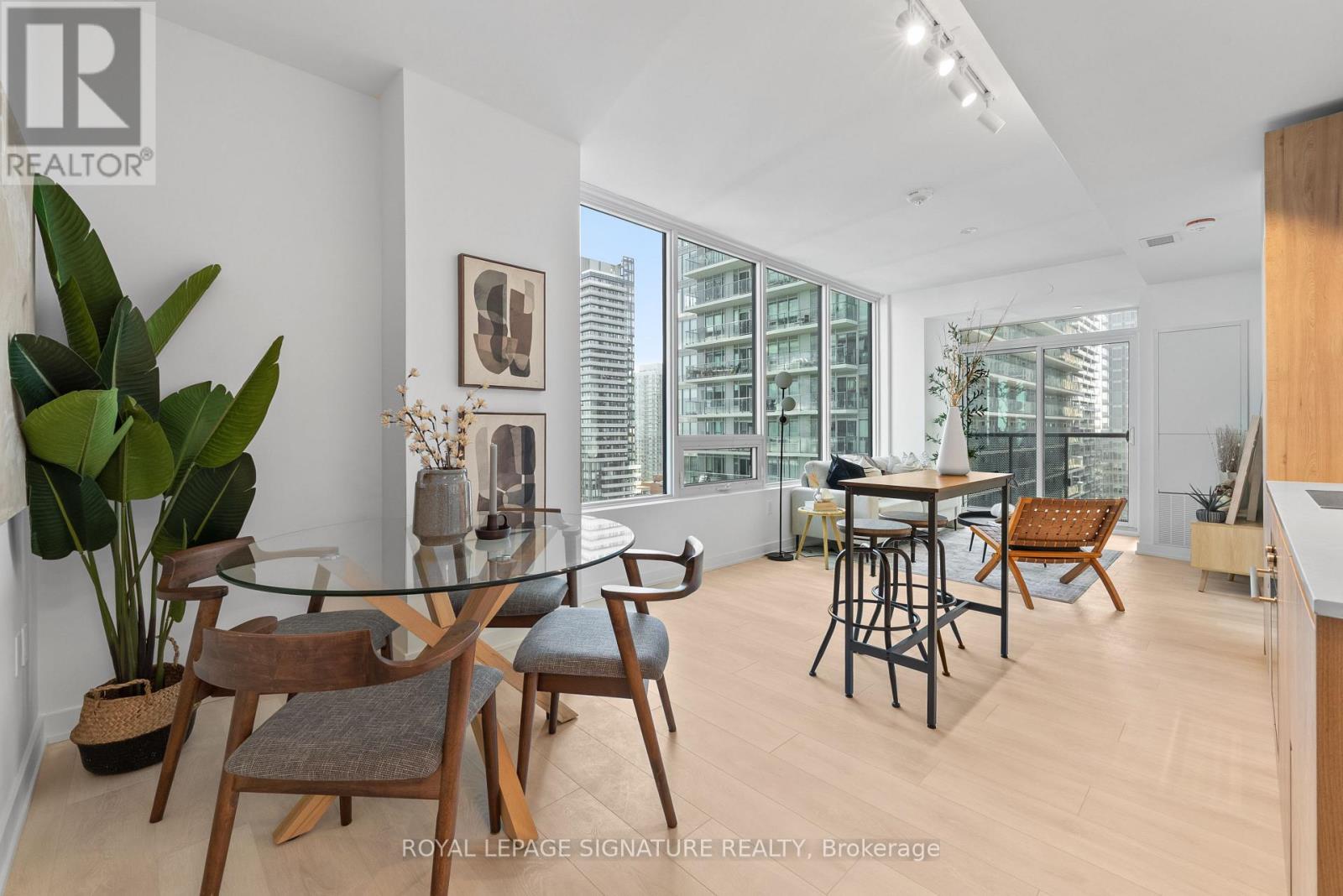 2502 - 117 Broadway Avenue, Toronto, Ontario  M4P 1V3 - Photo 13 - C13052734