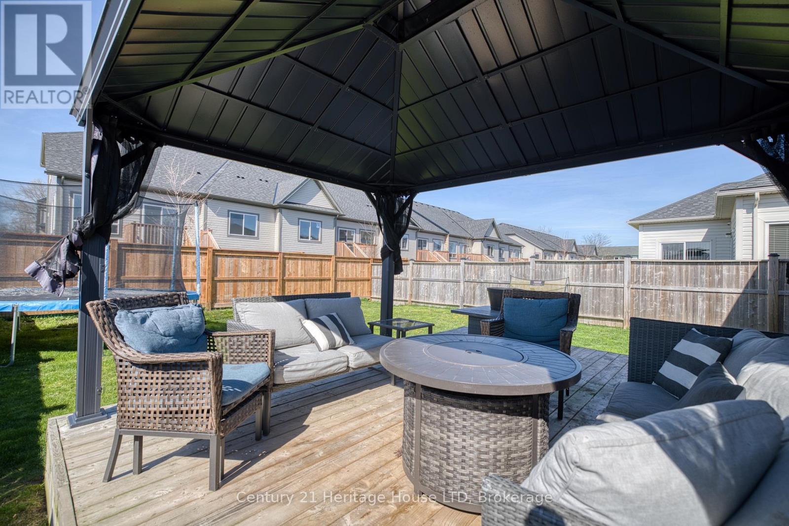 914 Burwell Street, Fort Erie, Ontario  L2A 0E3 - Photo 5 - X13053662