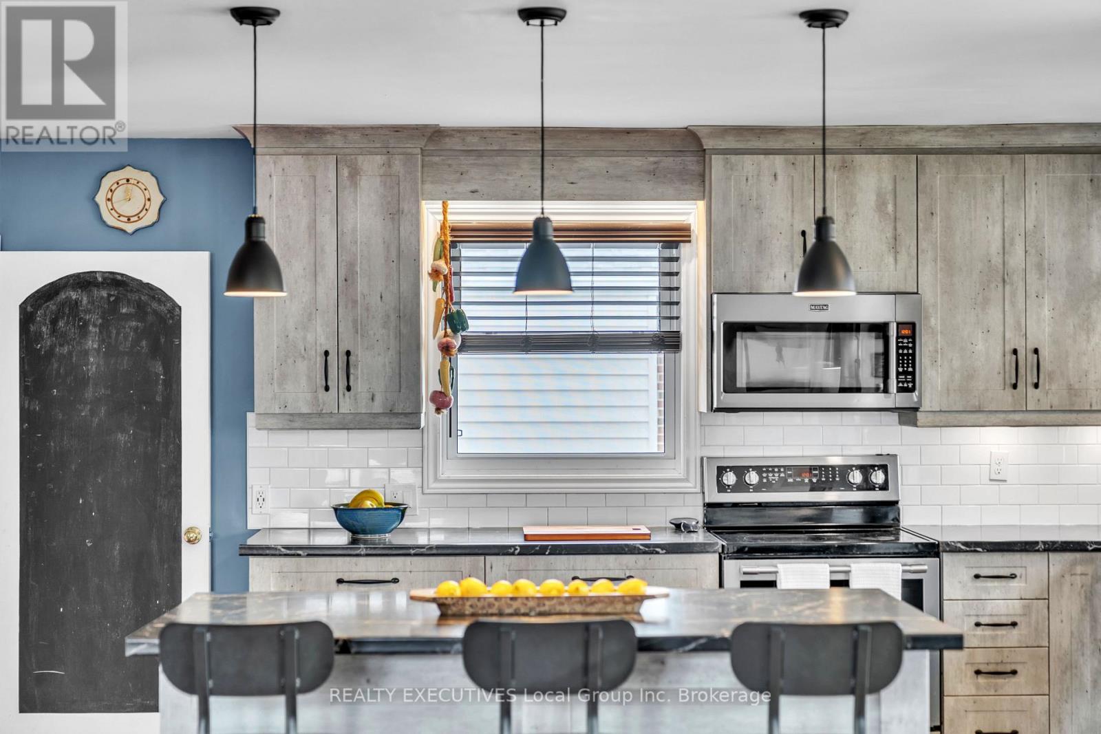 1536 Lisgar Street, North Bay, Ontario  P1B 3B1 - Photo 12 - X13053712