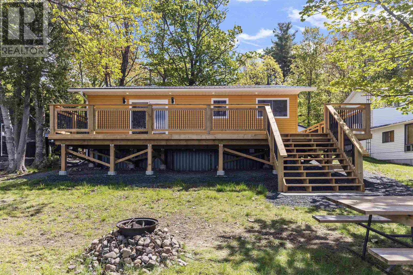 650B Sunset Beach RD, Huron Shores, Ontario