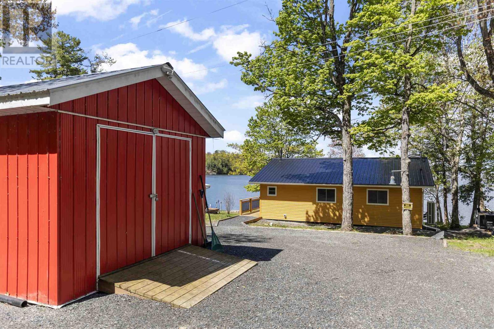 650b Sunset Beach Rd, Huron Shores, Ontario  P0R 1H0 - Photo 27 - SM260642