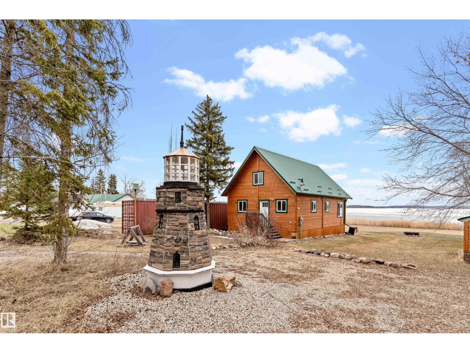 51 lakeshore dr, Rural Lac Ste. Anne County, Alberta