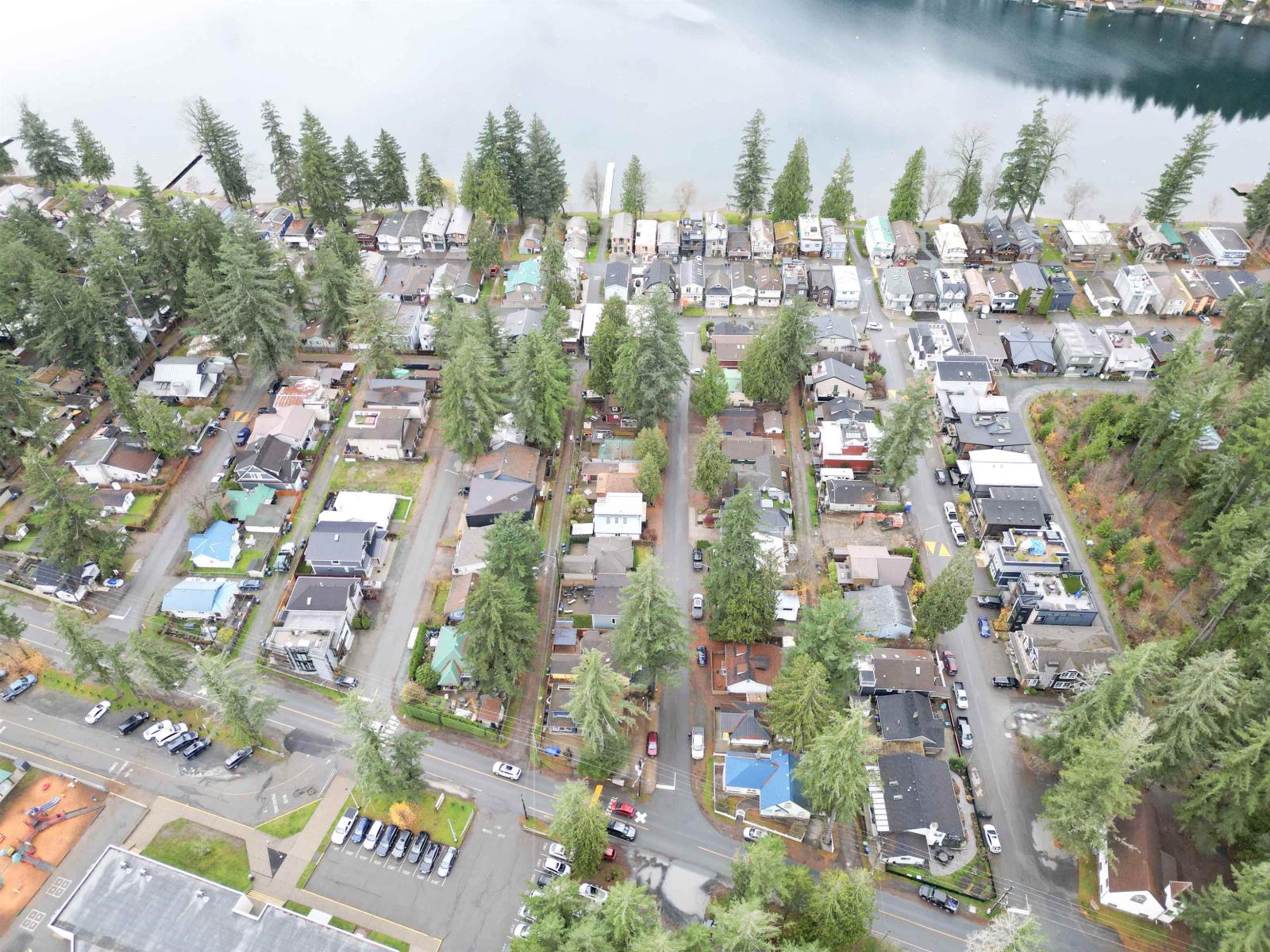 298 Hemlock Street, Cultus Lake North, Cultus Lake, British Columbia  V2R 4Y7 - Photo 38 - R3116137