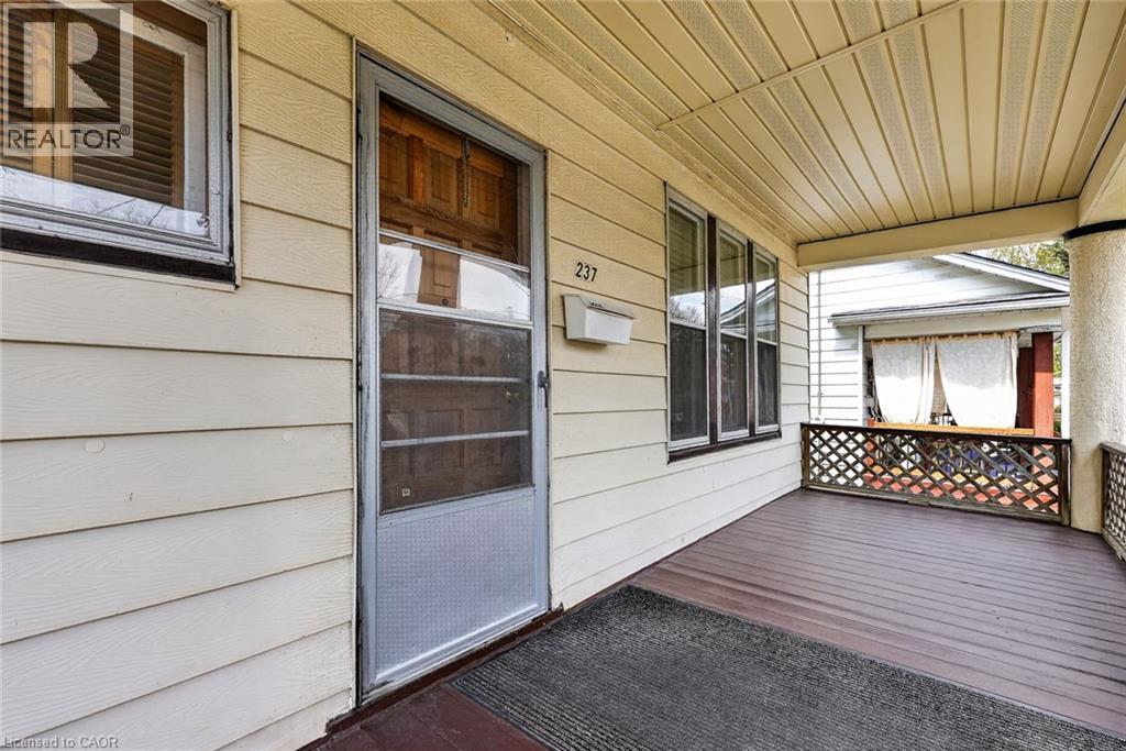 237 Delatre Street, Woodstock, Ontario  N4S 6C6 - Photo 5 - 40820659