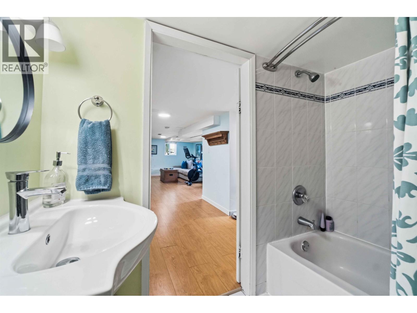 4322 Welwyn Street, Vancouver, British Columbia  V5N 3Z4 - Photo 34 - R3115632