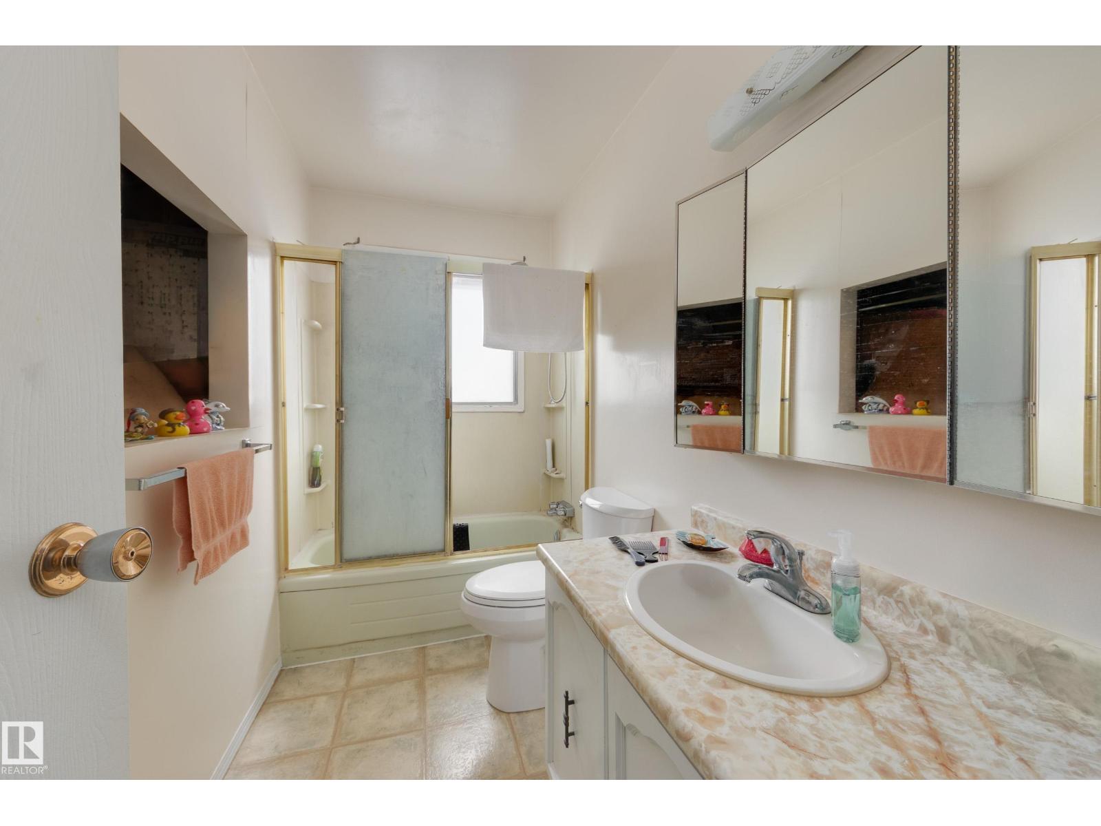 12775 116 St Nw, Edmonton, Alberta  T5E 5H1 - Photo 9 - E4484493