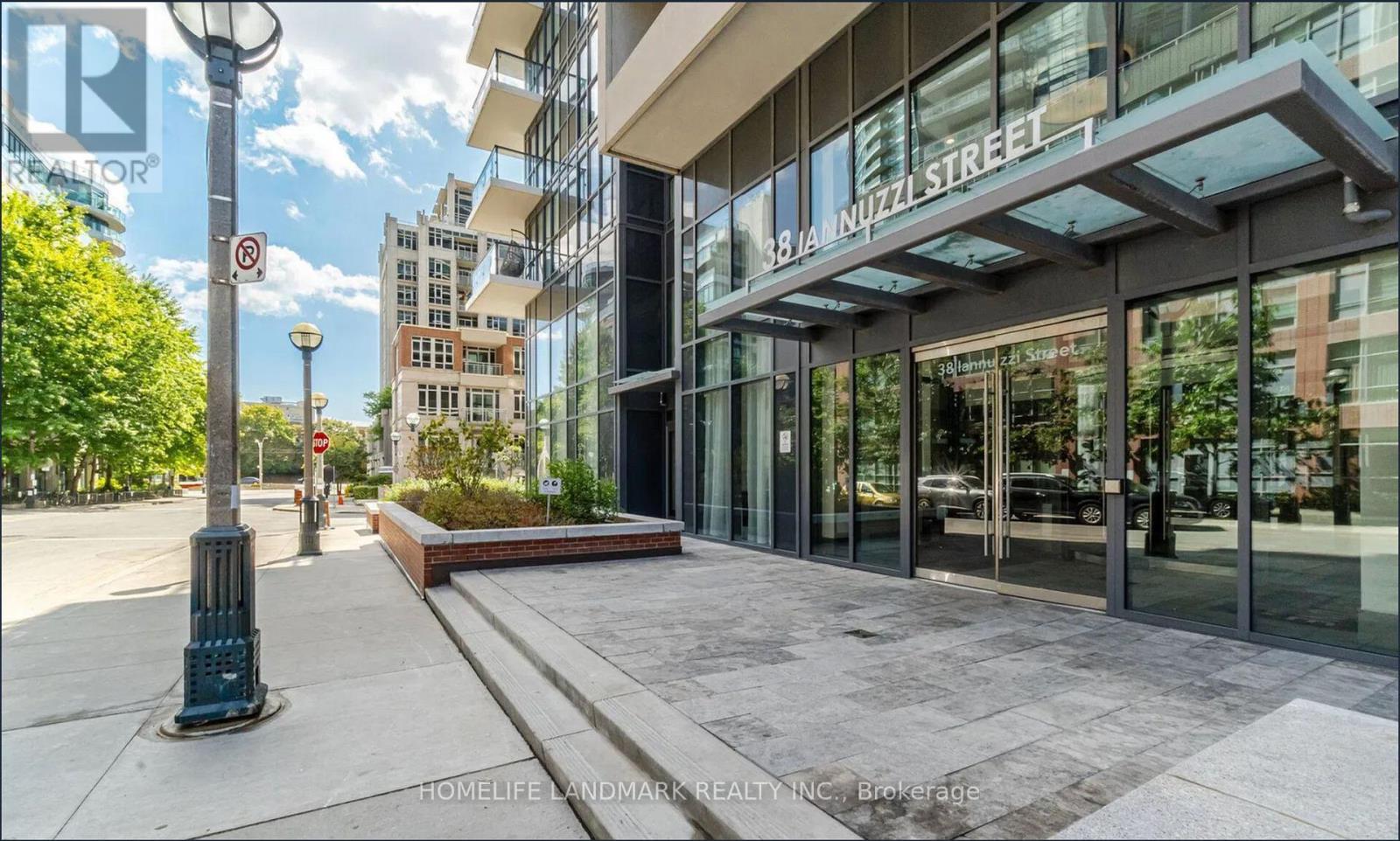 1701 - 38 Iannuzzi Street, Toronto, Ontario  M5V 0S2 - Photo 9 - C13053778