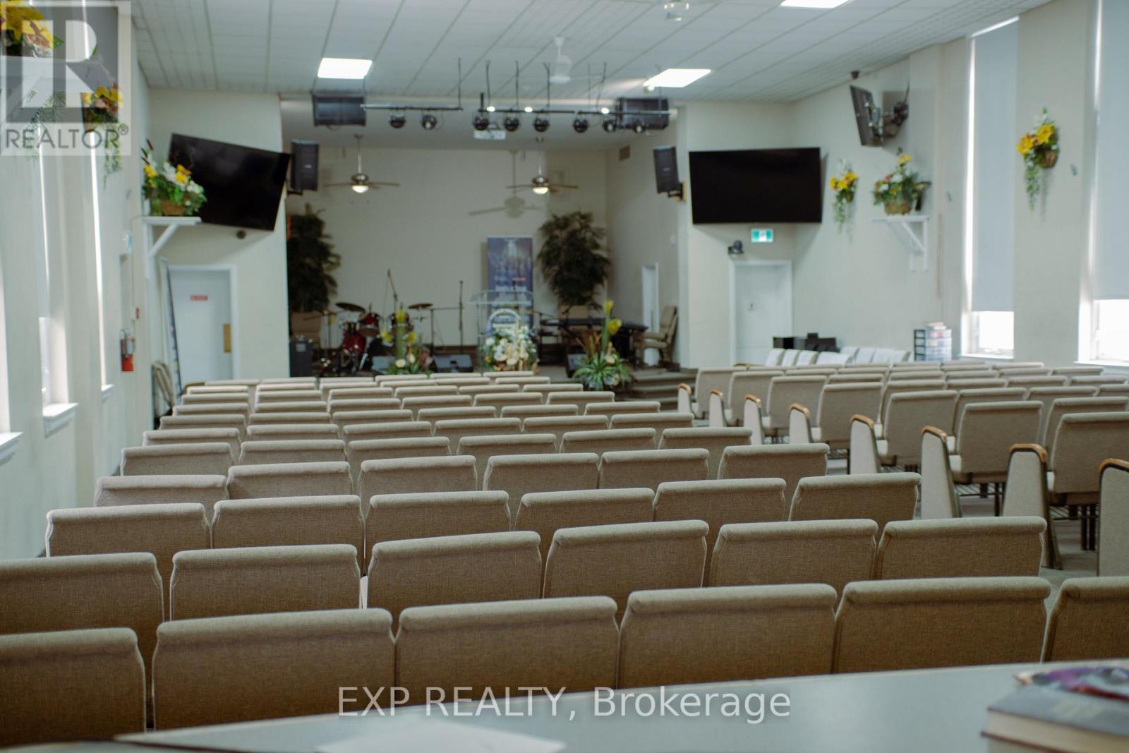 1355 Warden Avenue, Toronto, Ontario  M1R 2R9 - Photo 10 - E13053884